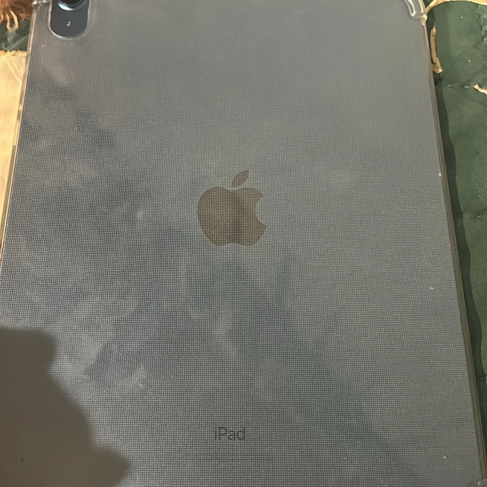 10 generation brand new Apple iPad Stylus Pen and Wireless Keyboard Set
